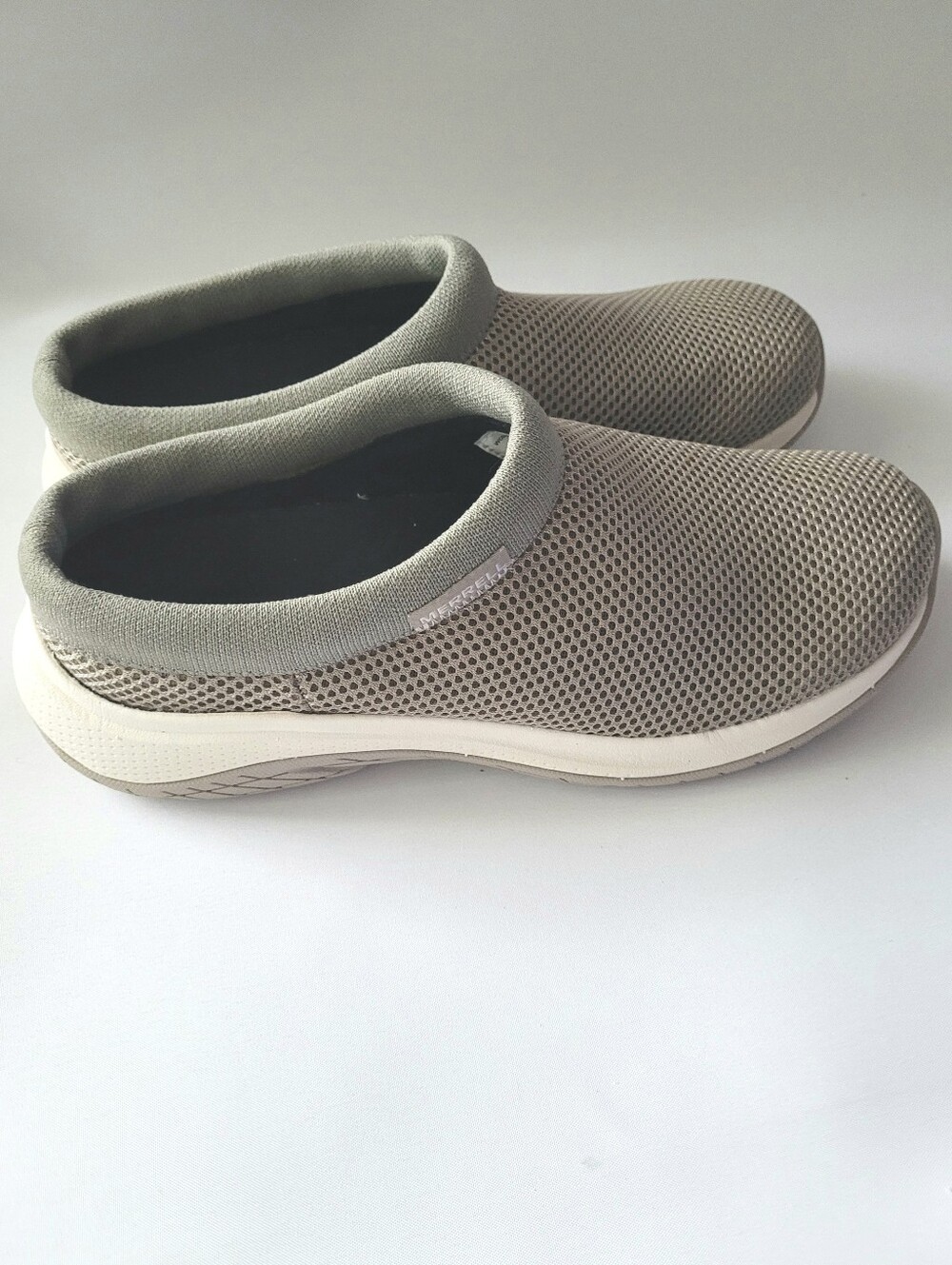 Merrell Floatpro Encore Breeze 5 Slip-on Mesh Taupe and Gray Clogs Size US 7.5
